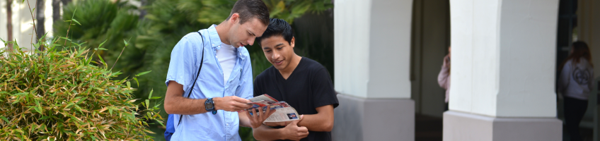 Students planning their day for Explore SDSU.